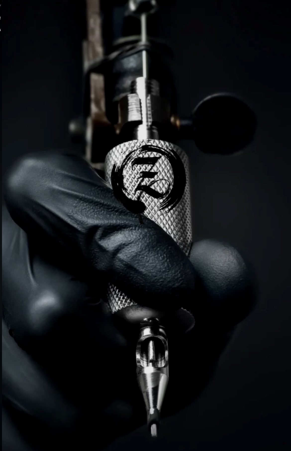 Zen Custom Body Art tattoo machine with signature Z logo